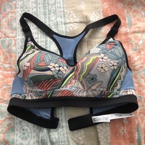 Victoria Secret sports bra